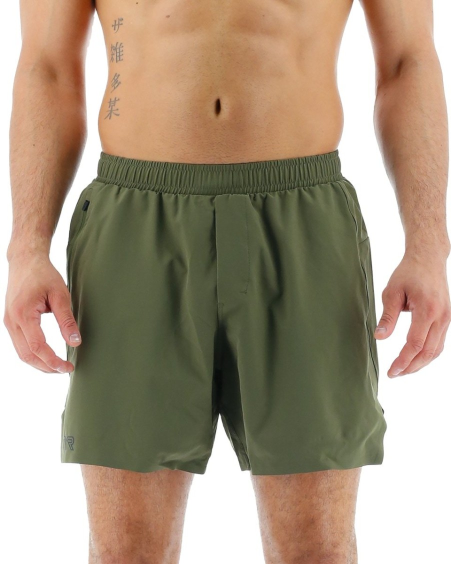 Men TYR Sport Shorts | Tyr Hydrosphere Men'S Unlined 6" Momentum Shorts - Solid