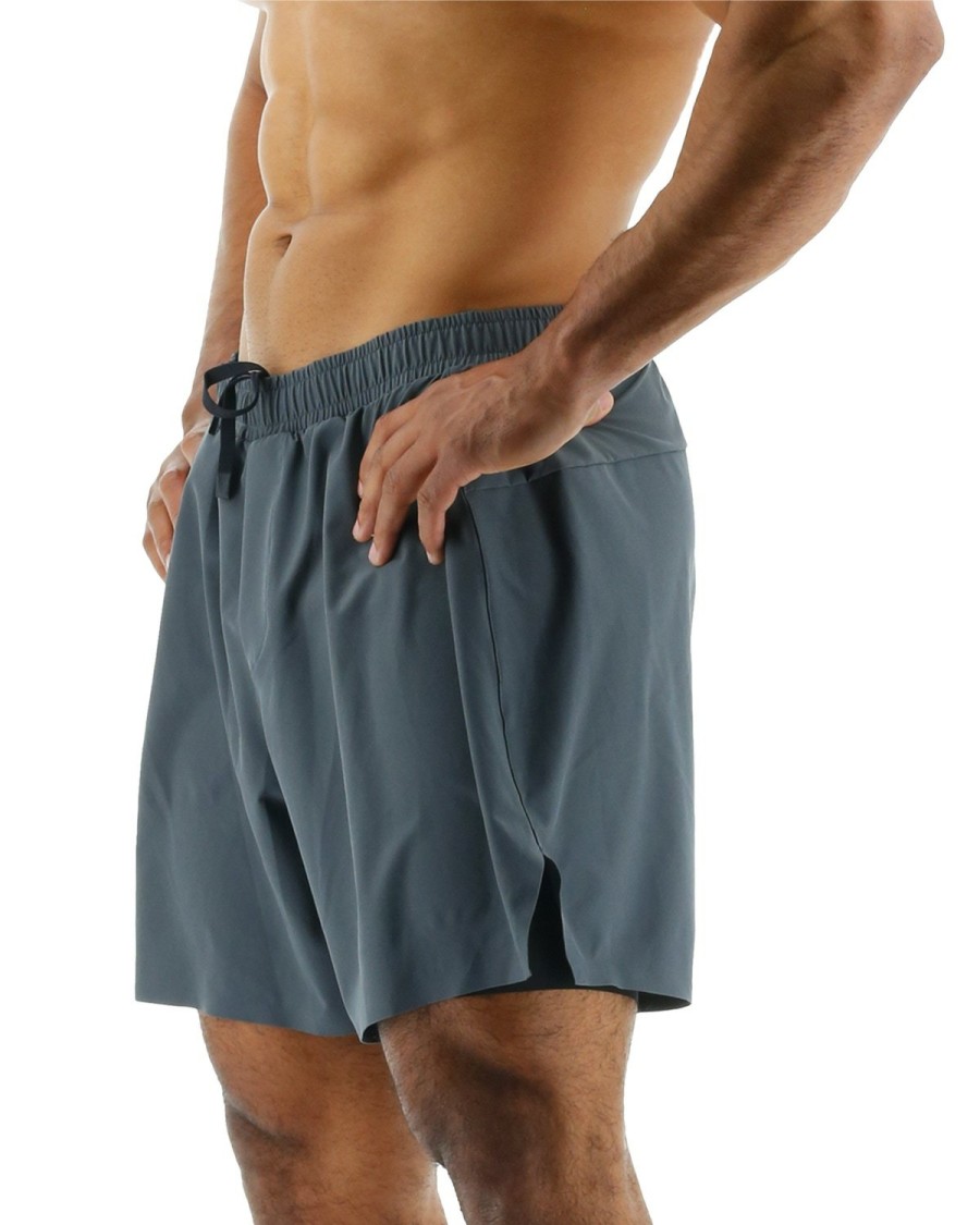 Men TYR Sport Shorts | Tyr Hydrosphere Men'S Lined 6" Momentum Shorts - Solid